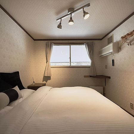 Apricot Pension Hakuba Bagian luar foto