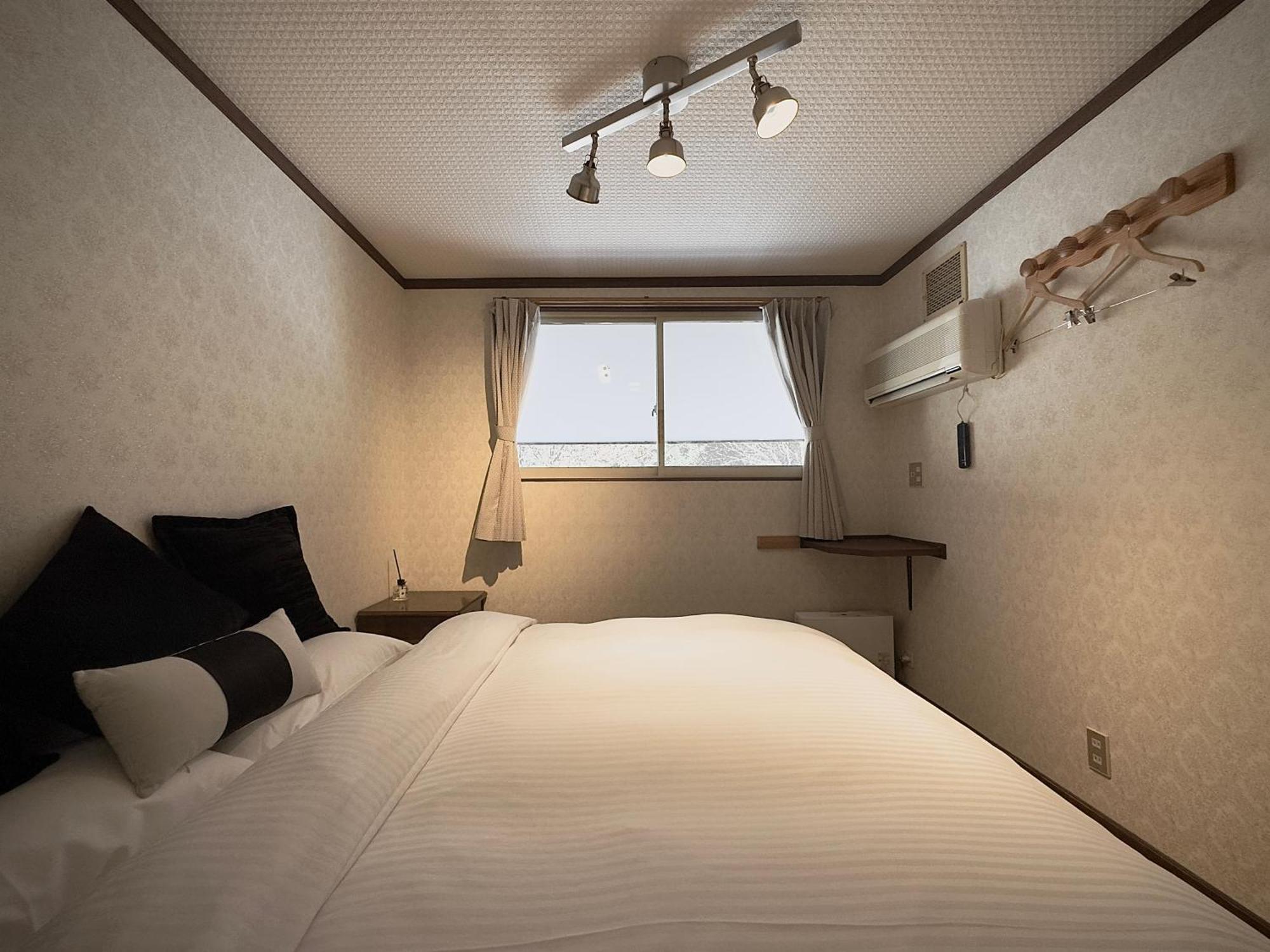 Apricot Pension Hakuba Bagian luar foto