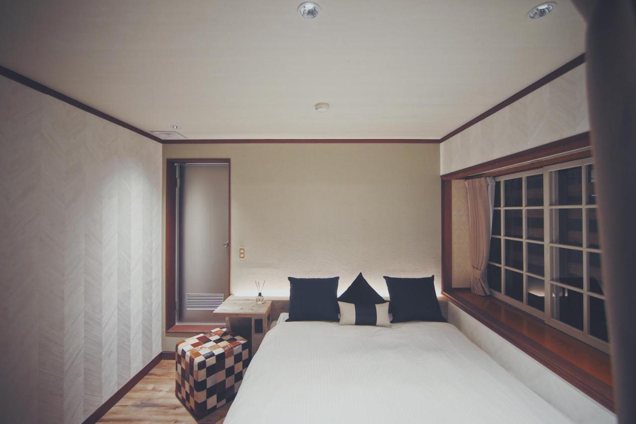 Apricot Pension Hakuba Bagian luar foto