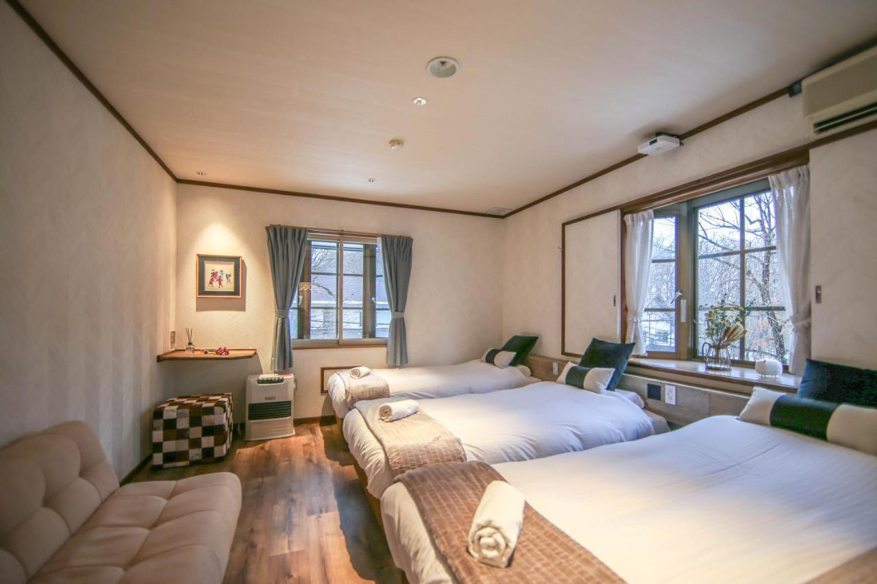 Apricot Pension Hakuba Bagian luar foto
