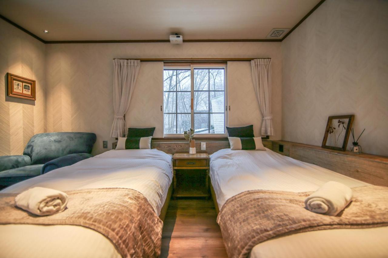 Apricot Pension Hakuba Bagian luar foto