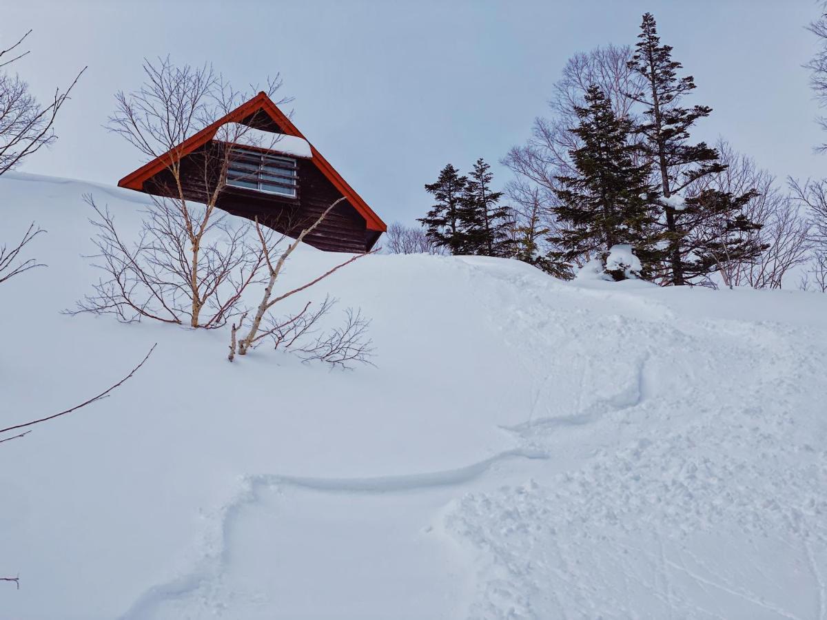 Apricot Pension Hakuba Bagian luar foto
